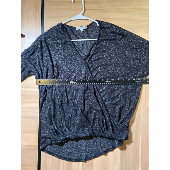 Green Envelope Women’s Sweater - Picture 4 of 5